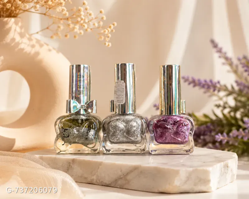Shimmer shiny combo nail polish