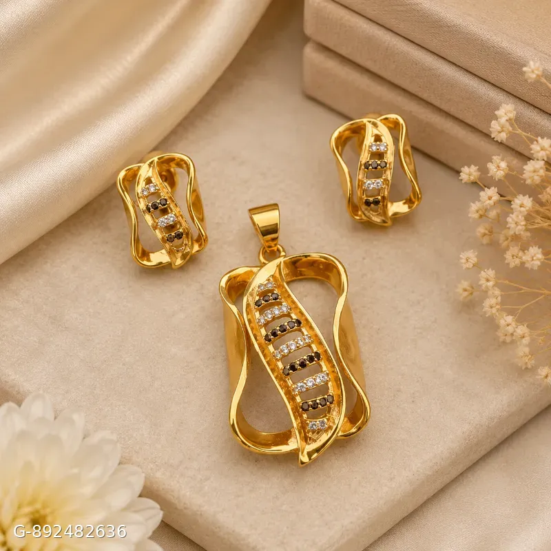 Ad diamond pendent earing set